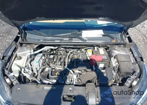 2021 Nissan Sentra Sv Xtronic Cvt z USA, uszkodzony, nr VIN 3N1AB8CV3MY325342